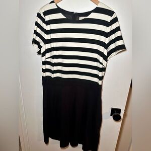 NWT Loft black and cream stripe short sleeve dress Size 16T
